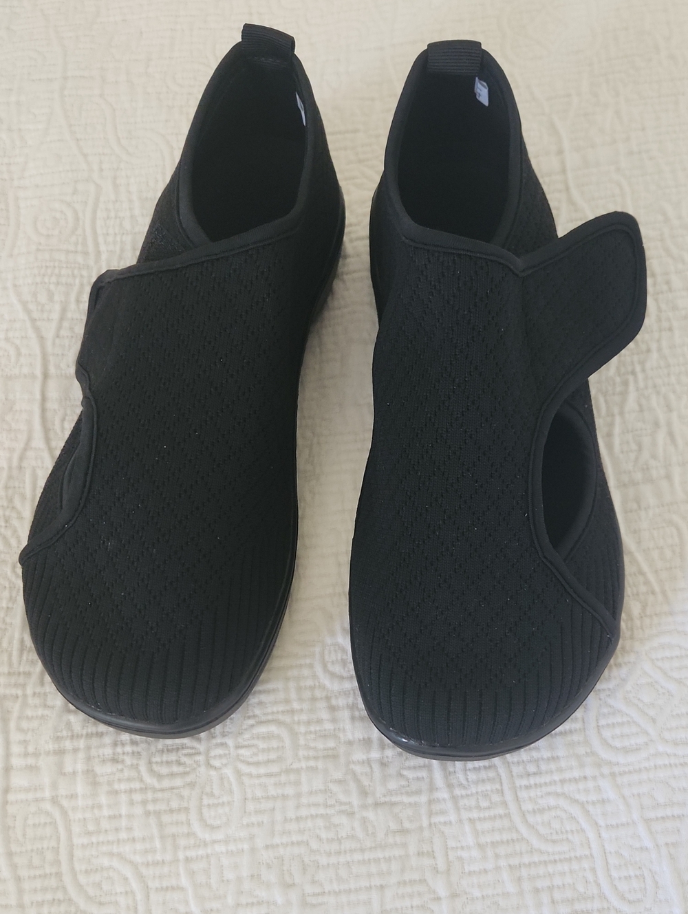 LIGHT Black Slip-On Comfort - VELCRO Shoes
